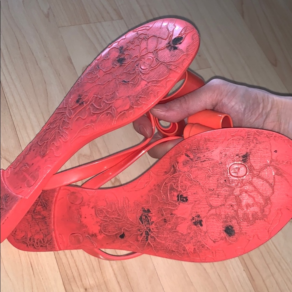 Shoes - Picture 4 of 4